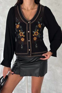 Красива жіноча сорочка з вишивкою 42-46 (в кольорах)  ESQ 9930/1 фото