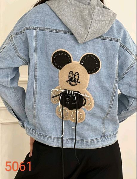 Джинсовая куртка с капюшоном и рисунком на спинке M-XL (в расцветках) LS 5061-1 фото