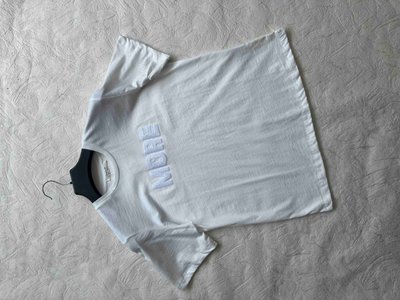 Модная однотонная футболка с надписью на груди S-L RX 07544 фото