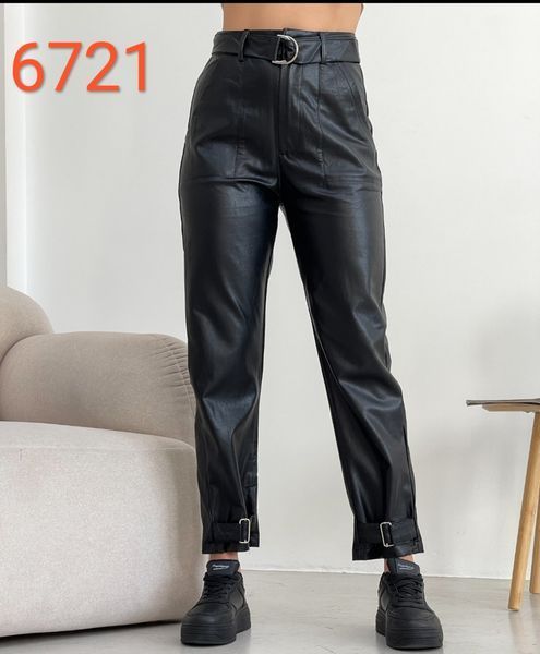 Удобные однотонные брюки из экокожи M-XL (в расцветках) ER 6721 фото